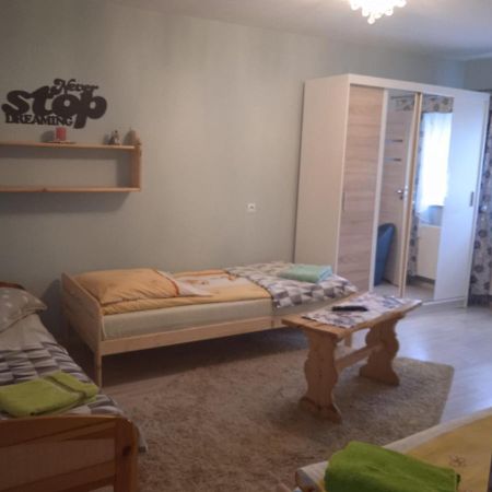 Amico Lägenhet Groń Exteriör bild