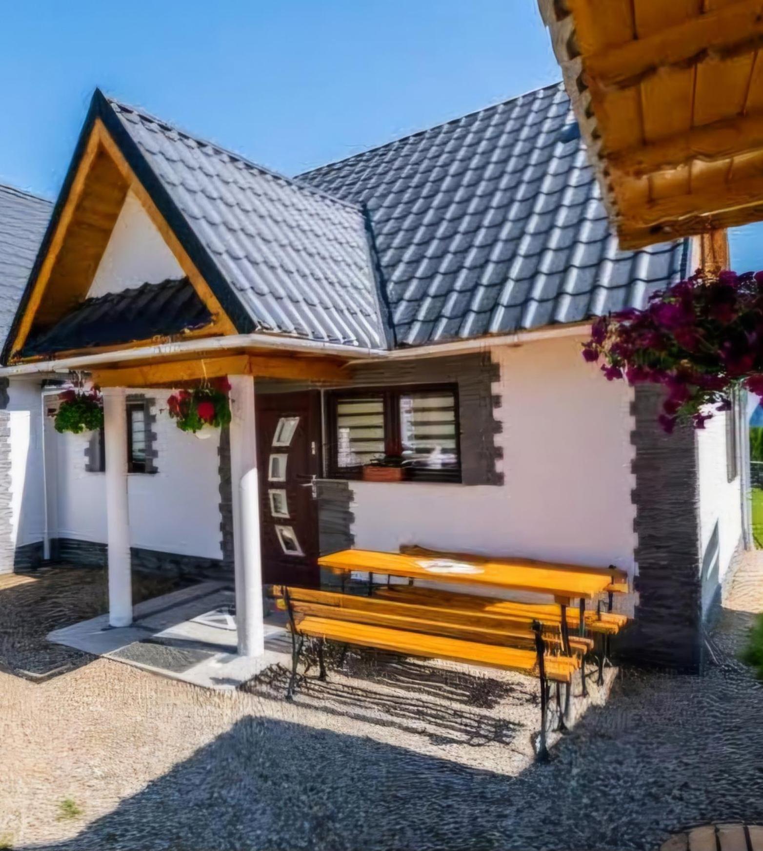 Amico Lägenhet Groń Exteriör bild